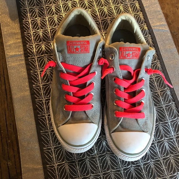 Converse All Stars Juniors Gray Kicks Pink Laces 6 - Picture 1 of 6